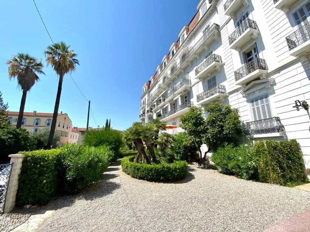 분양 아파트 에 Cannes, Alpes-Maritimes 12051840