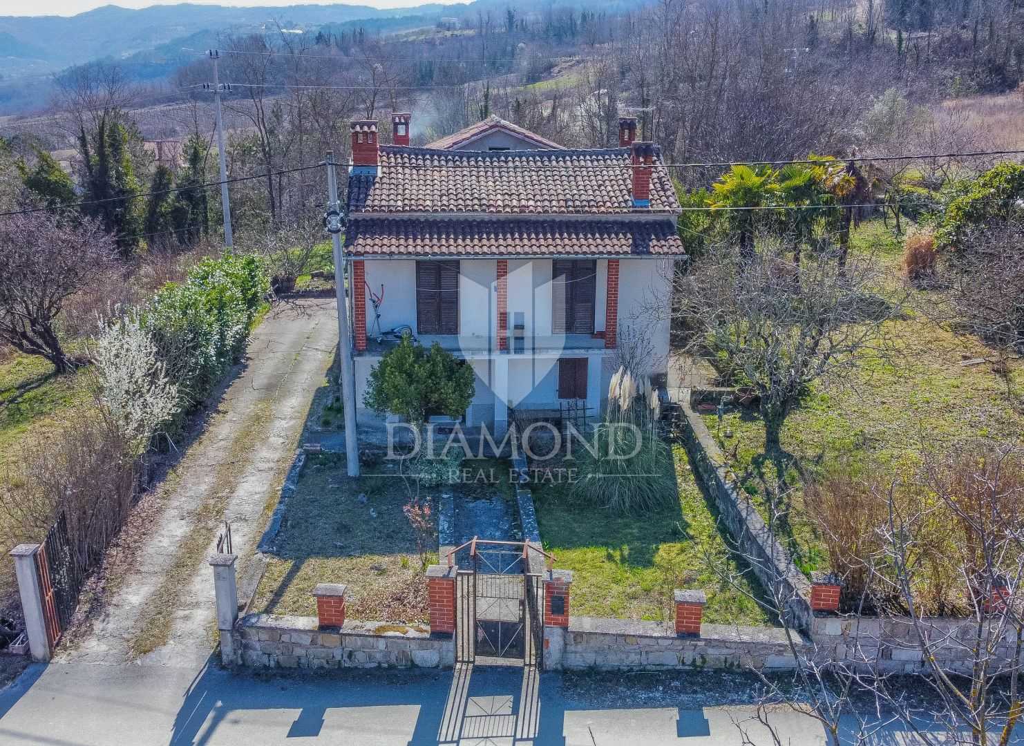 rumah dalam Motovun, Istria County 12052138
