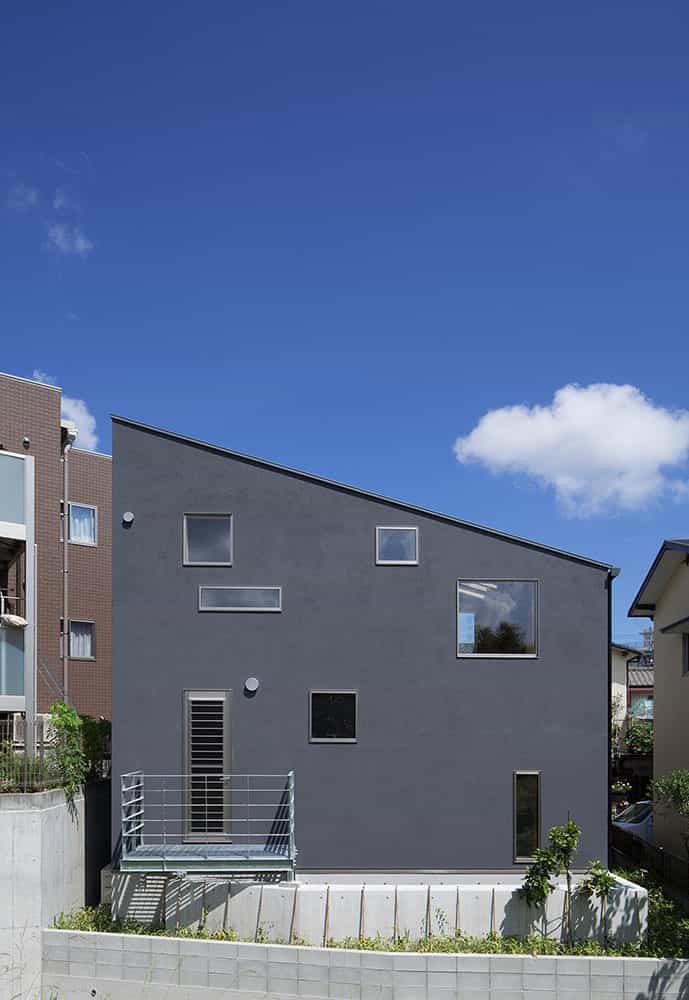 House in Tenjin, Fukuoka 12053716