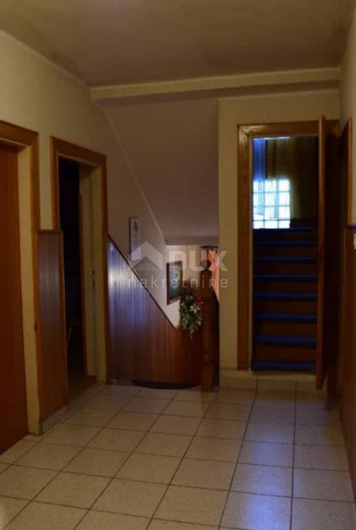 casa en Lopar, Primorsko-Goranska Županija 12053830