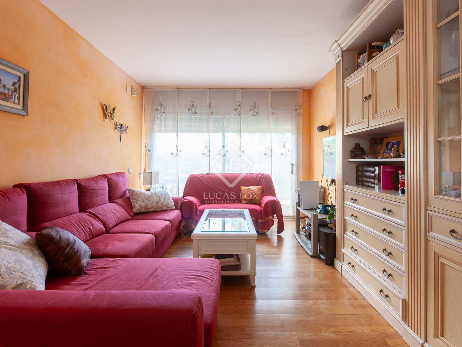 Condominium in Urbanisatie Feliu, Catalonië 12053860