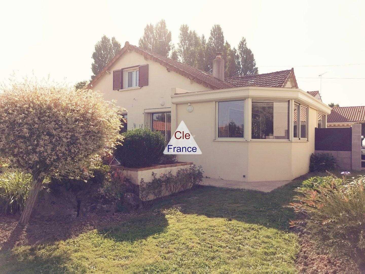 casa no Cholet, País do Loire 12054755
