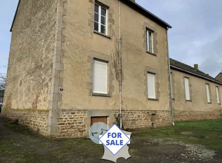 casa no Ambières-les-Vallées, País do Loire 12054992