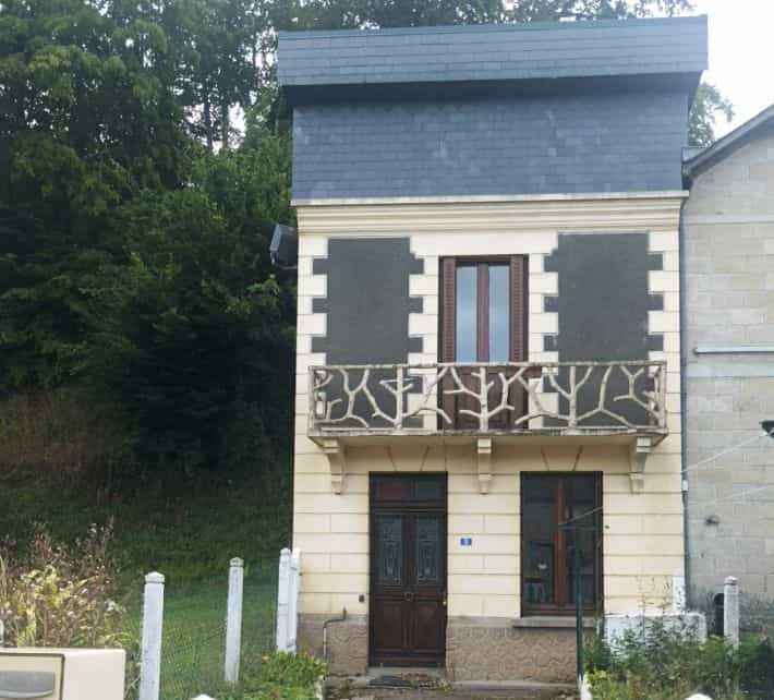 жилой дом в Сент-Форж, Нормандия 12055034
