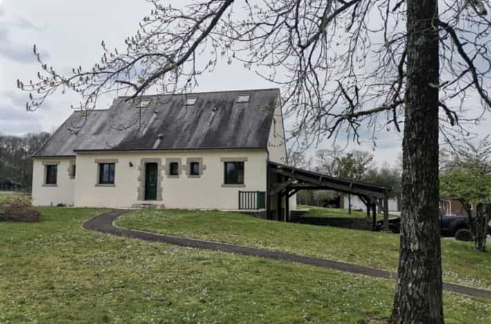 жилой дом в Josselin, Bretagne 12055228
