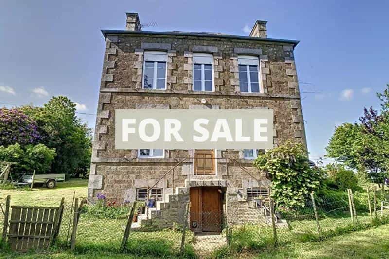 House in Juvigny-le-Tertre, Normandie 12055394