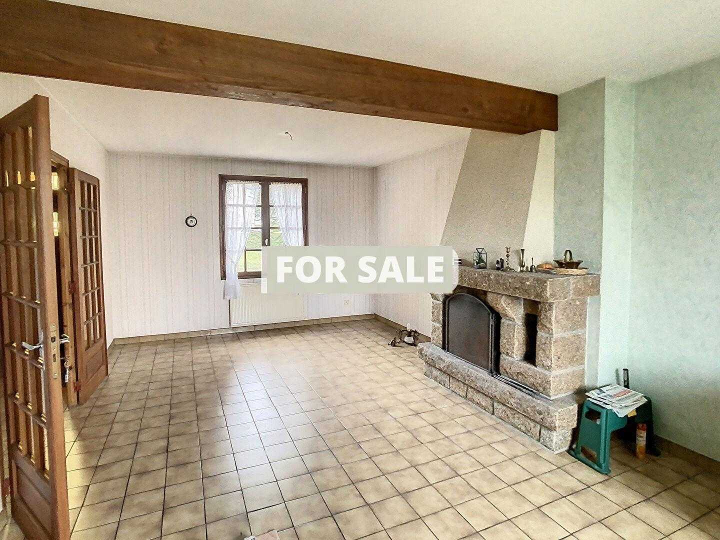 House in Savigny-le-Vieux, Normandie 12055522