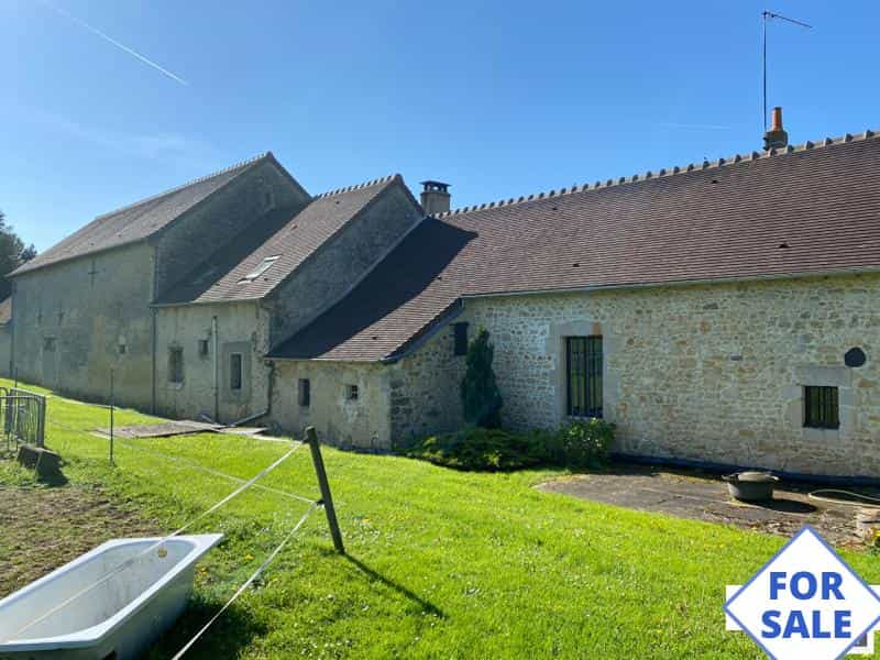 Dom w Le Gue-de-la-Chaine, Normandia 12055526