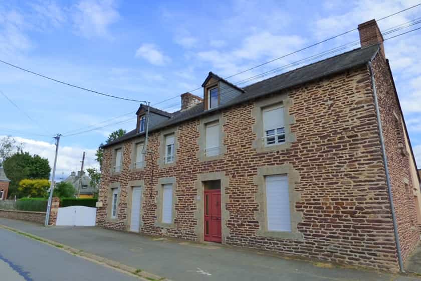 rumah dalam Mauron, Bretagne 12055531