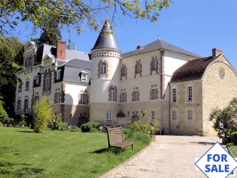 بيت في Vaunoise, Normandie 12055627