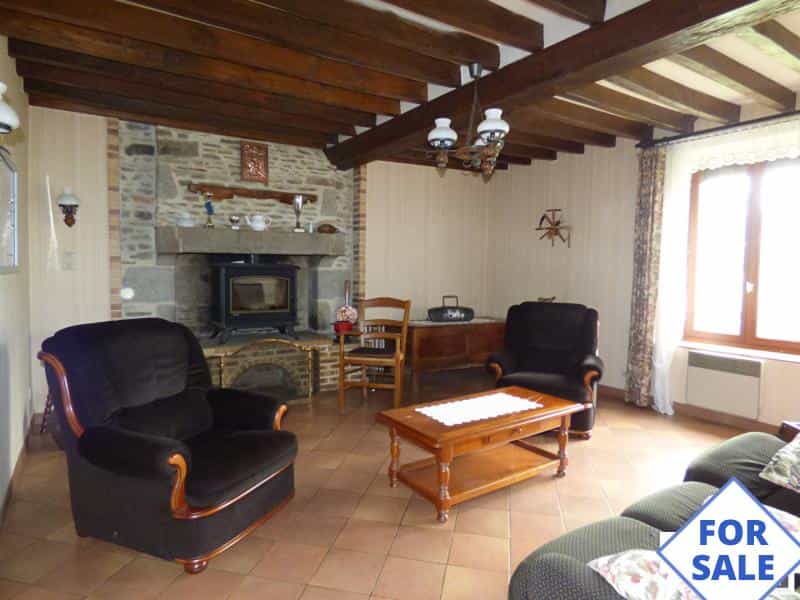 Casa nel Pre-en-Pail, Paesi della Loira 12055686