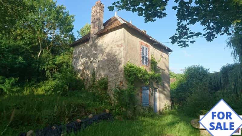House in Saint-Ouen-de-Mimbre, Pays de la Loire 12055773