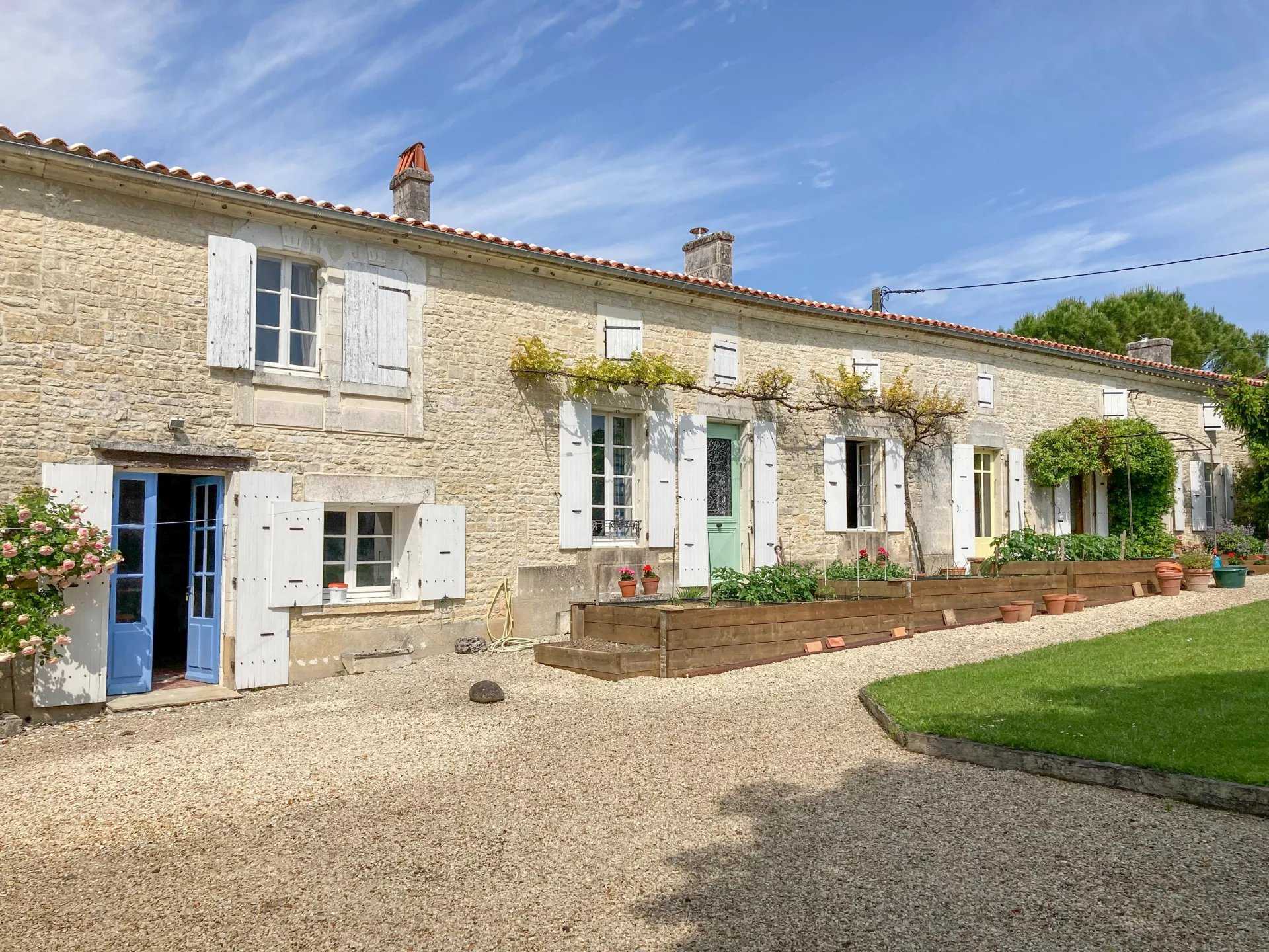 House in Nercillac, Nouvelle-Aquitaine 12056399