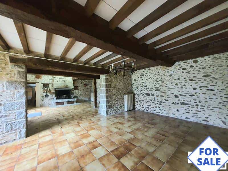 Dom w Ravigny, Pays de la Loire 12056556