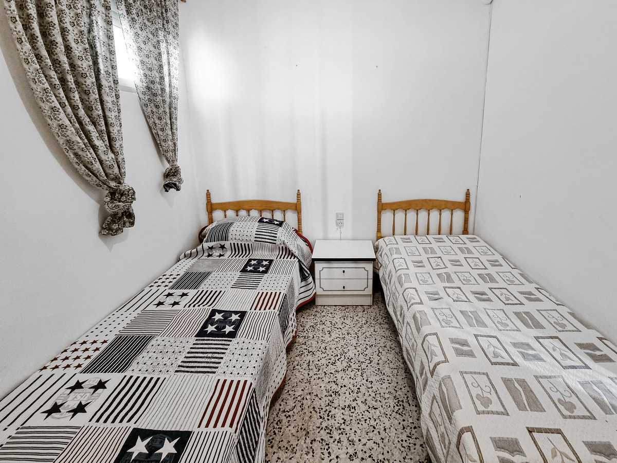 Condominio en San Luis de Sabinillas, Andalusia 12057229