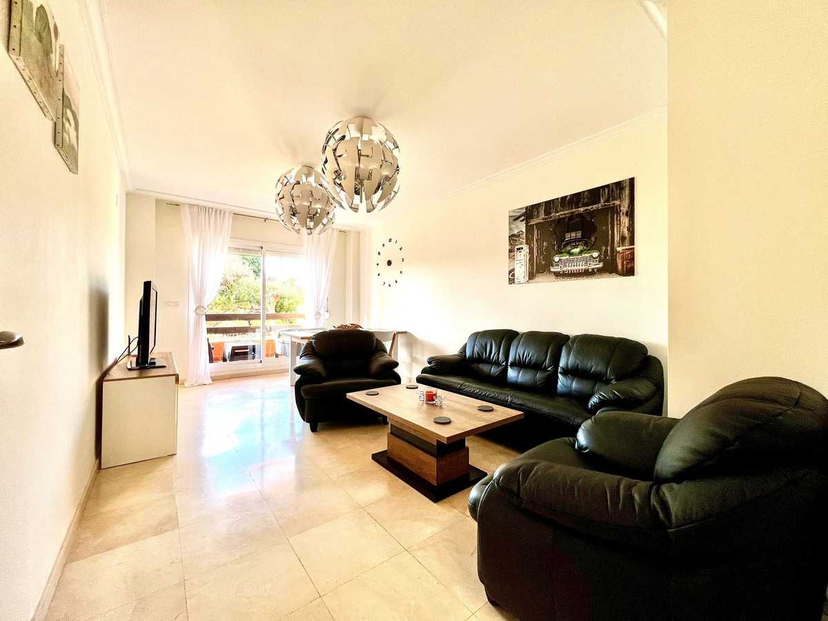 Condominium in Casares, Andalusia 12057349