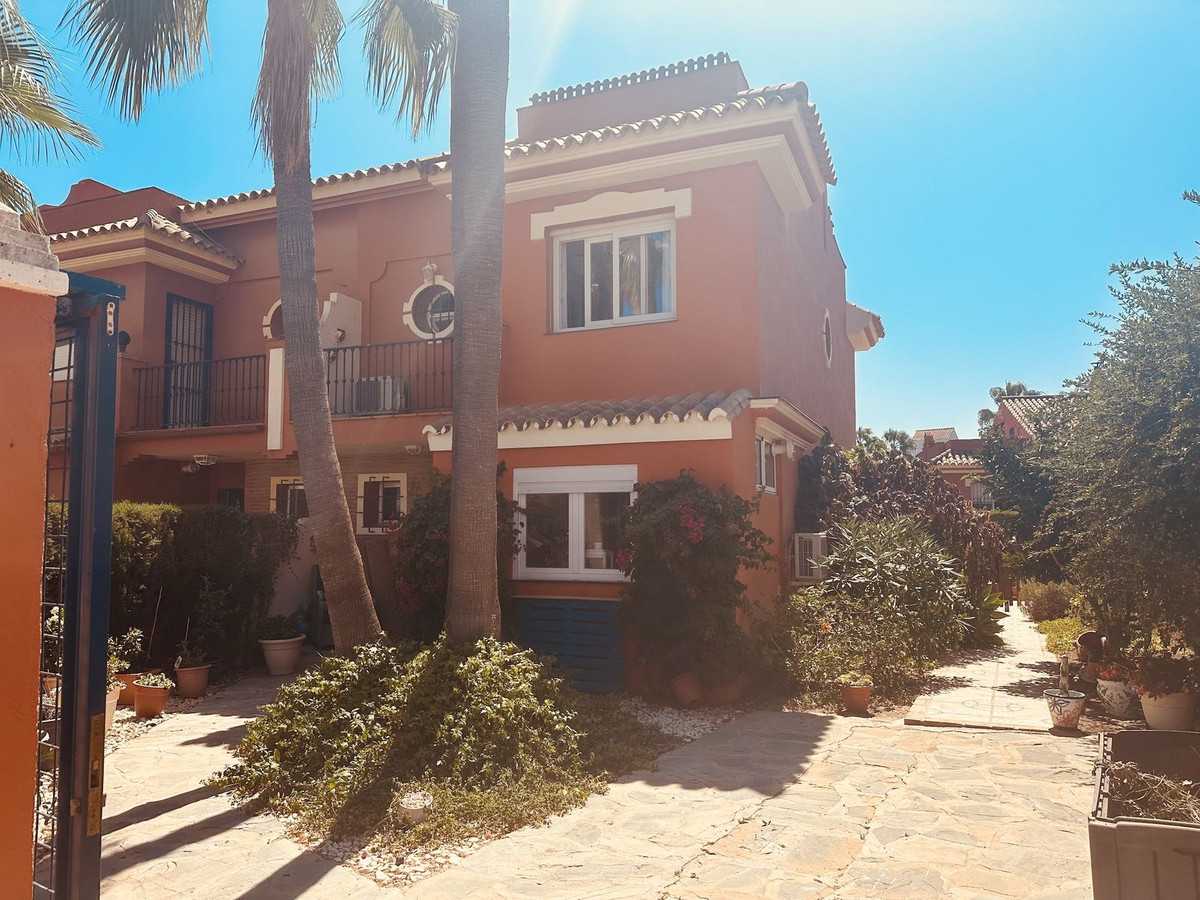 House in Villanueva de Algaidas, Andalusia 12057376