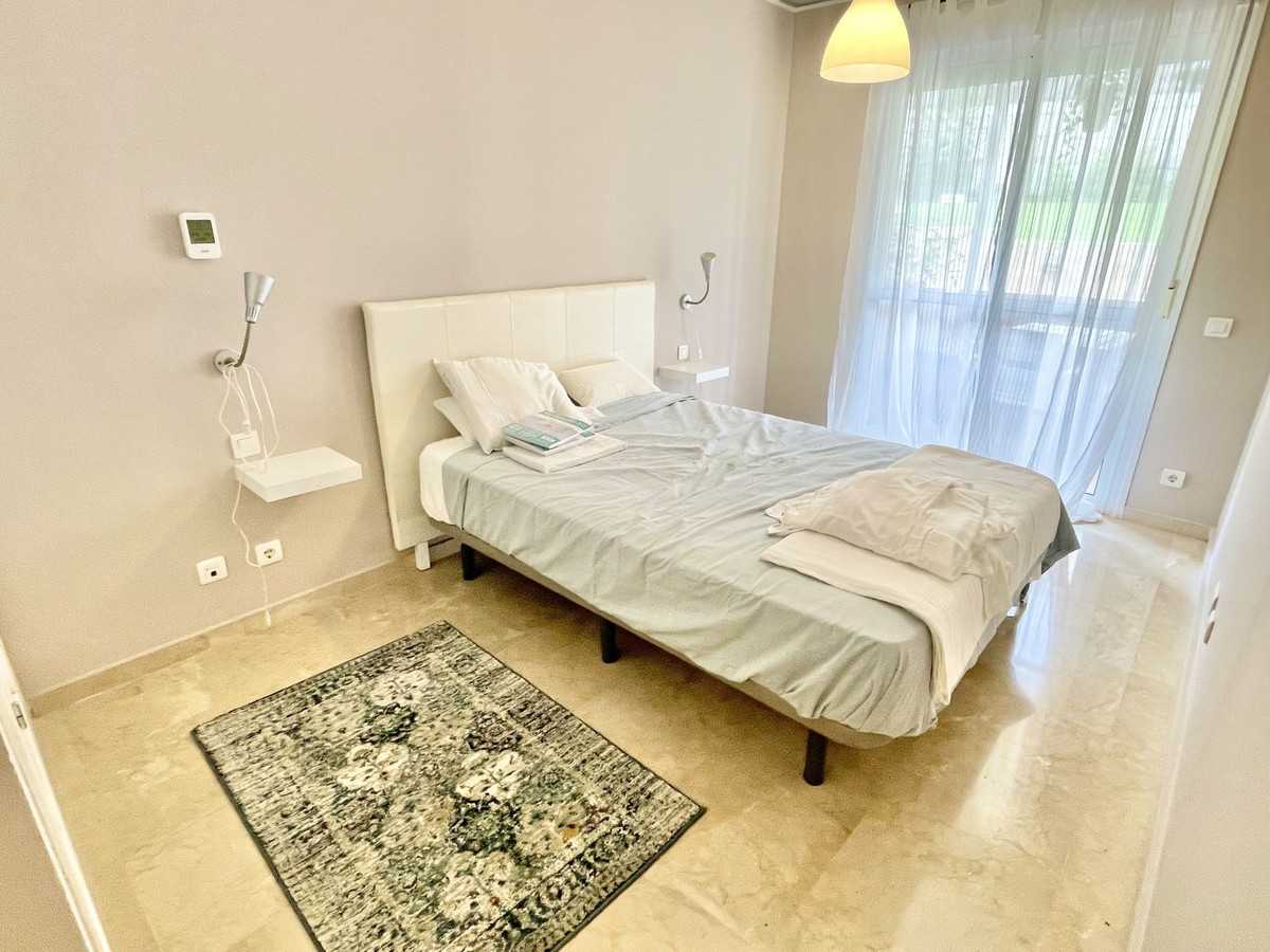 Condominium in Castillo de Sabinillas, Andalusia 12057428