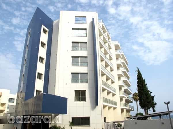 Condominium in Limassol, Lemesos 12058693