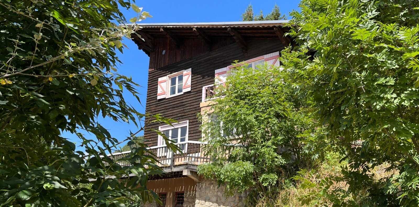 rumah dalam Huez, Auvergne-Rhône-Alpes 12059752