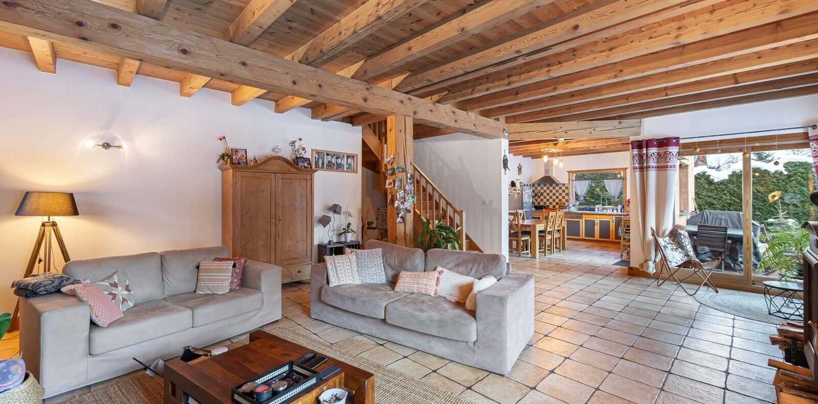 casa en San Martín de Belleville, Auvernia-Ródano-Alpes 12059797