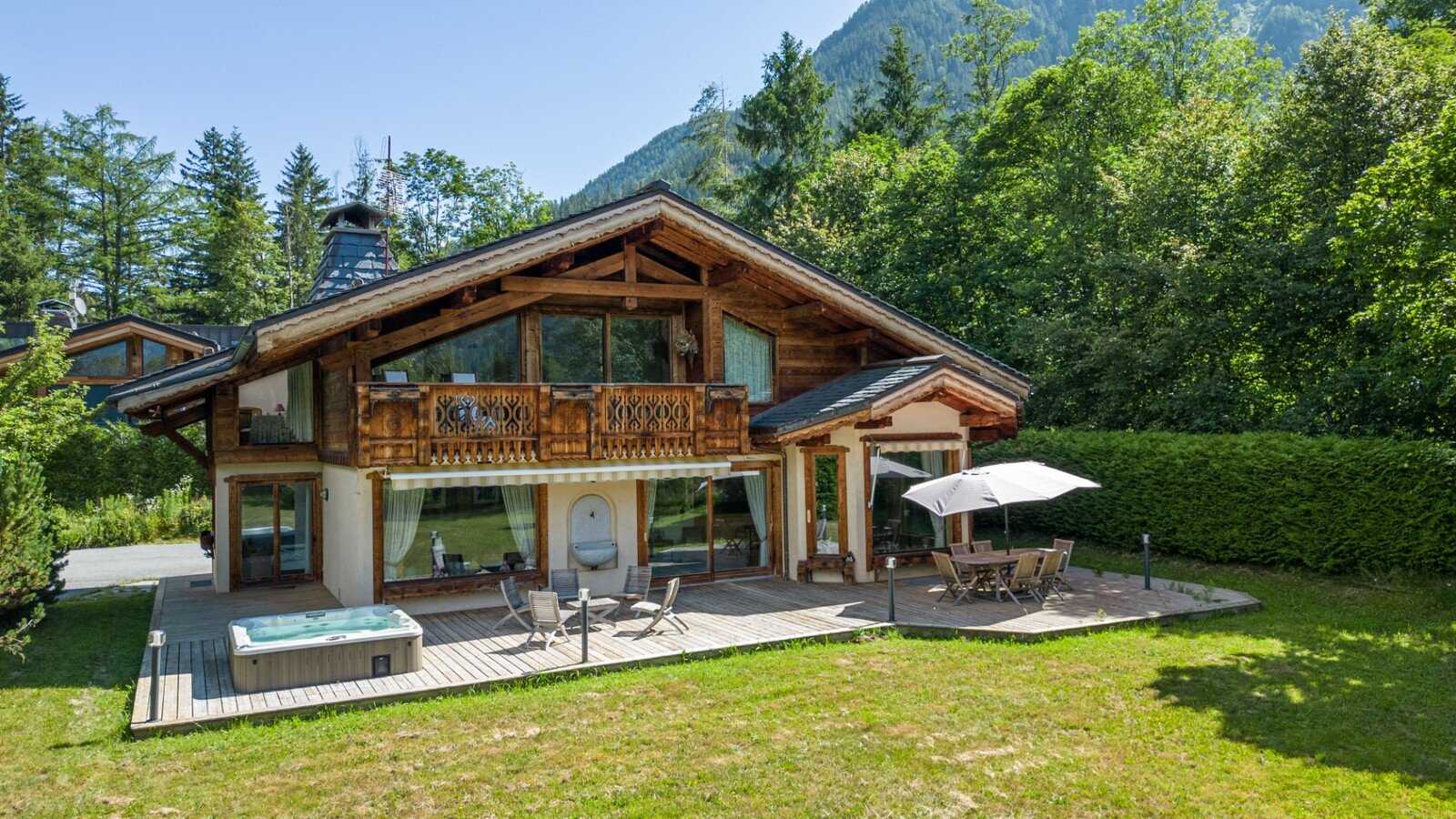 casa en Chamonix-Mont-Blanc, Auvernia-Ródano-Alpes 12059819