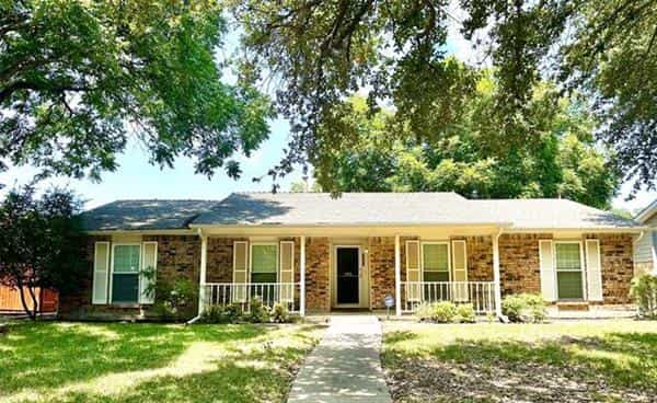 بيت في بلانو, تكساس 12059851