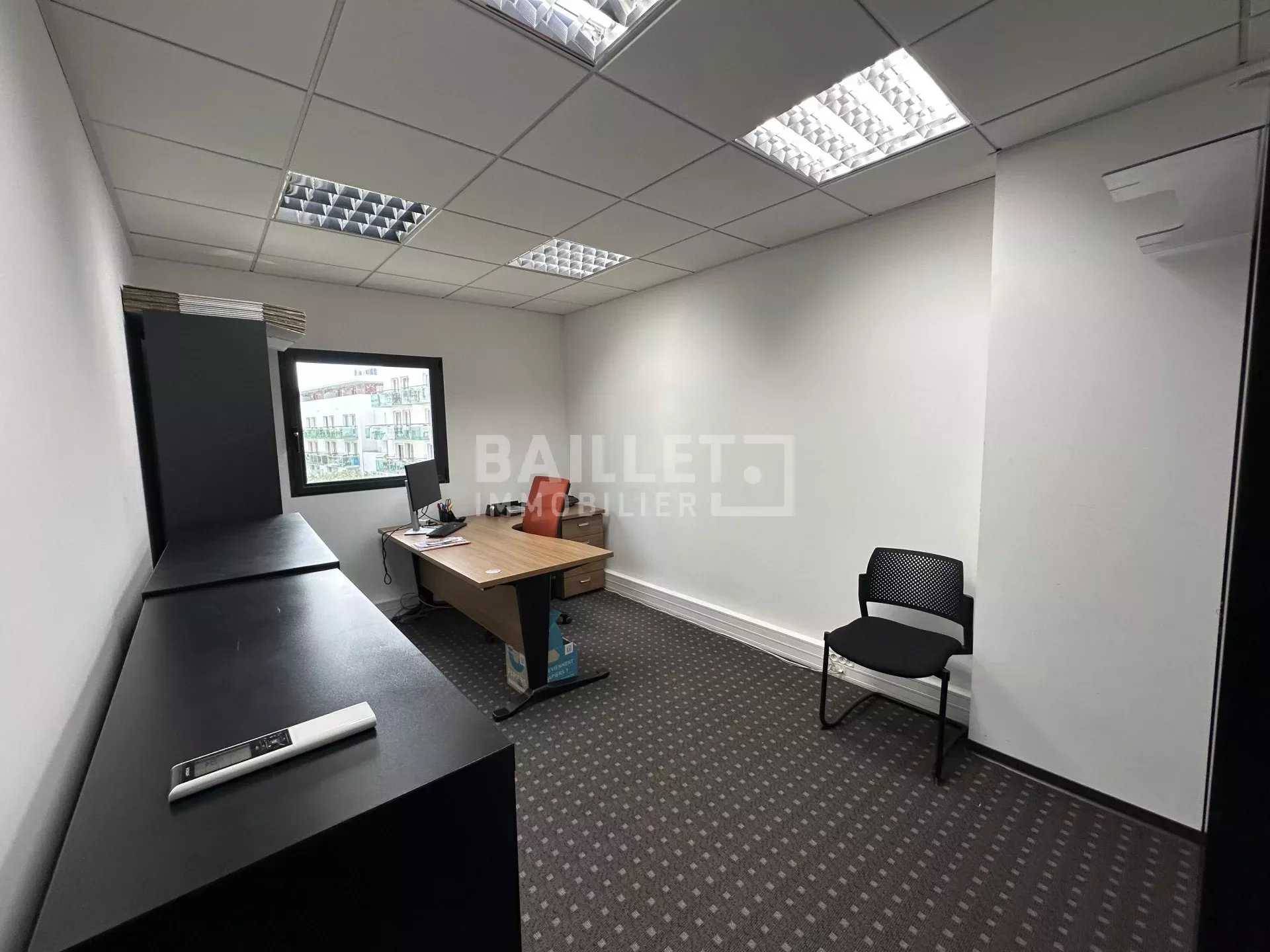 Office in Antibes, Alpes-Maritimes 12060009