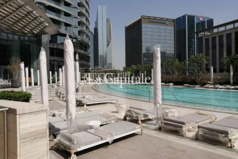 公寓 在 Dubai, Dubai 12060243