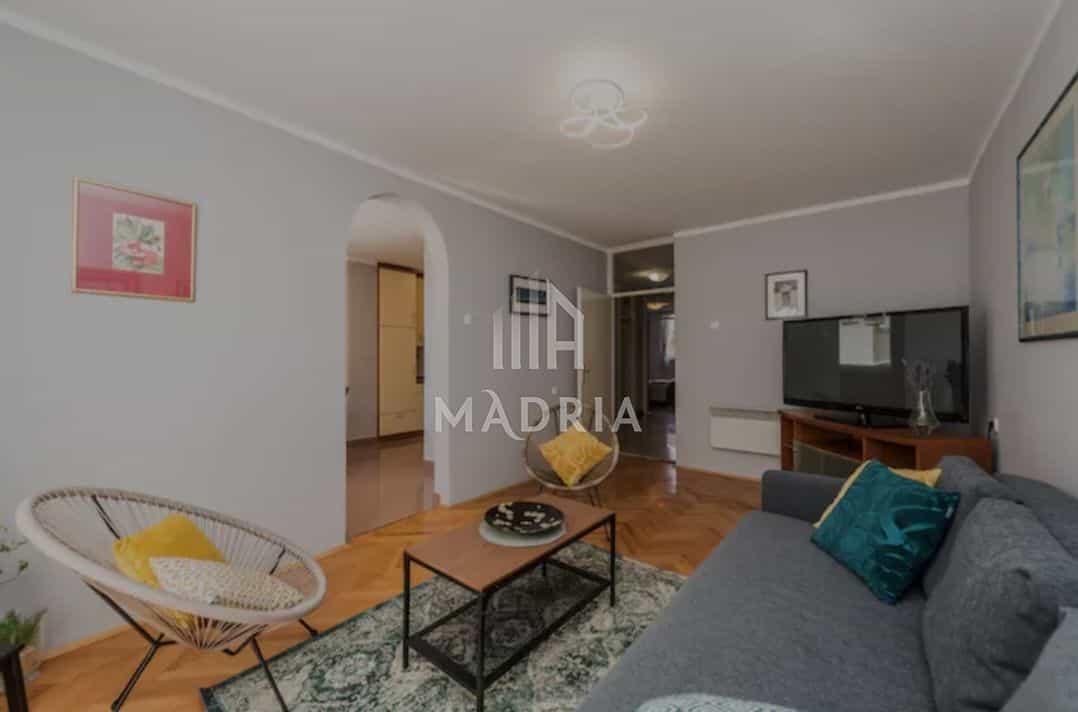 公寓 在 Soric, Zadarska Zupanija 12060319