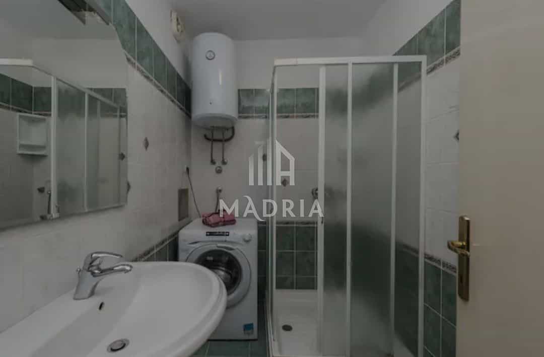 公寓 在 , Zadarska županija 12060319
