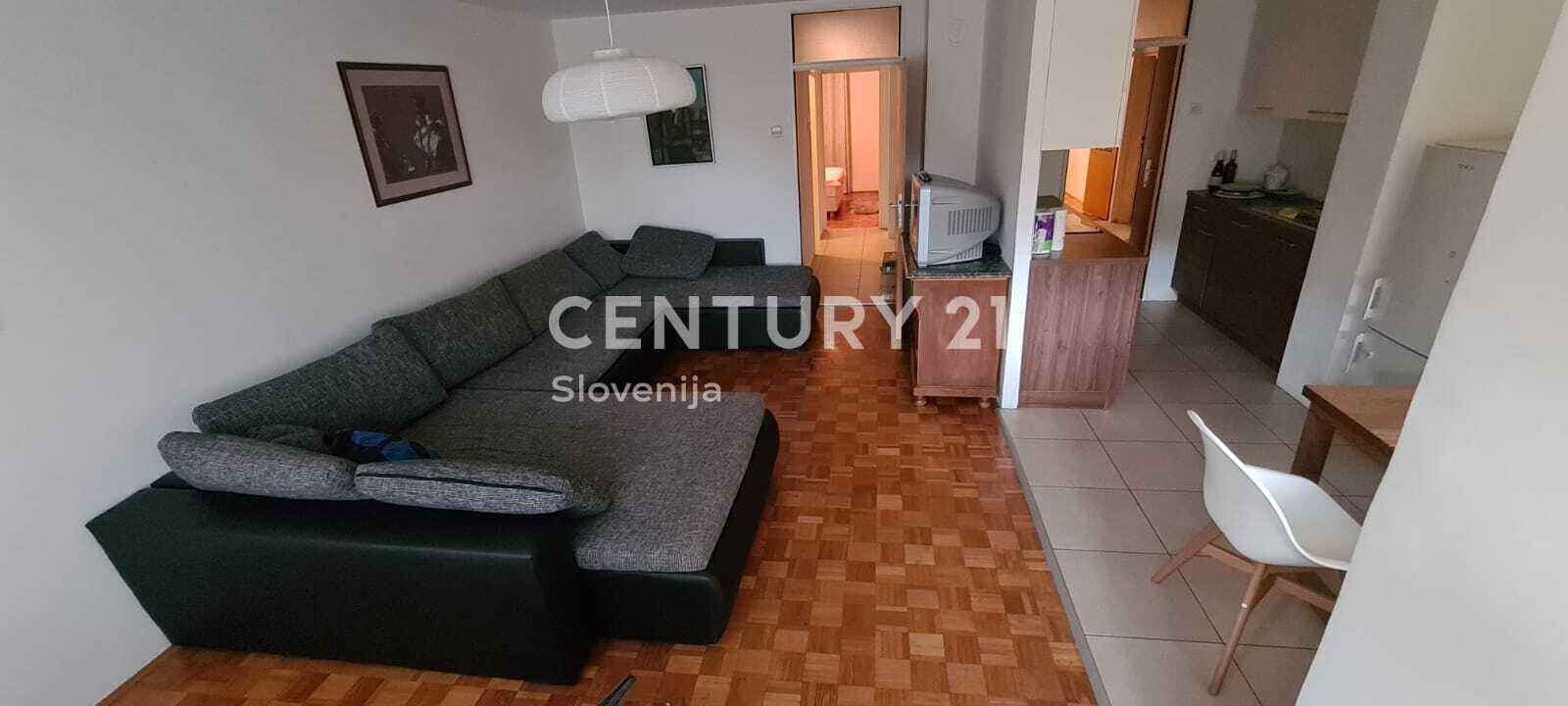 Condominium in Maribor, Maribor 12060321