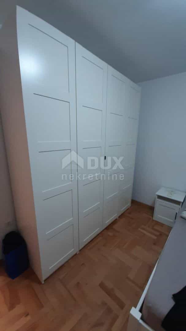 公寓 在 Posedarje, Zadarska županija 12060402