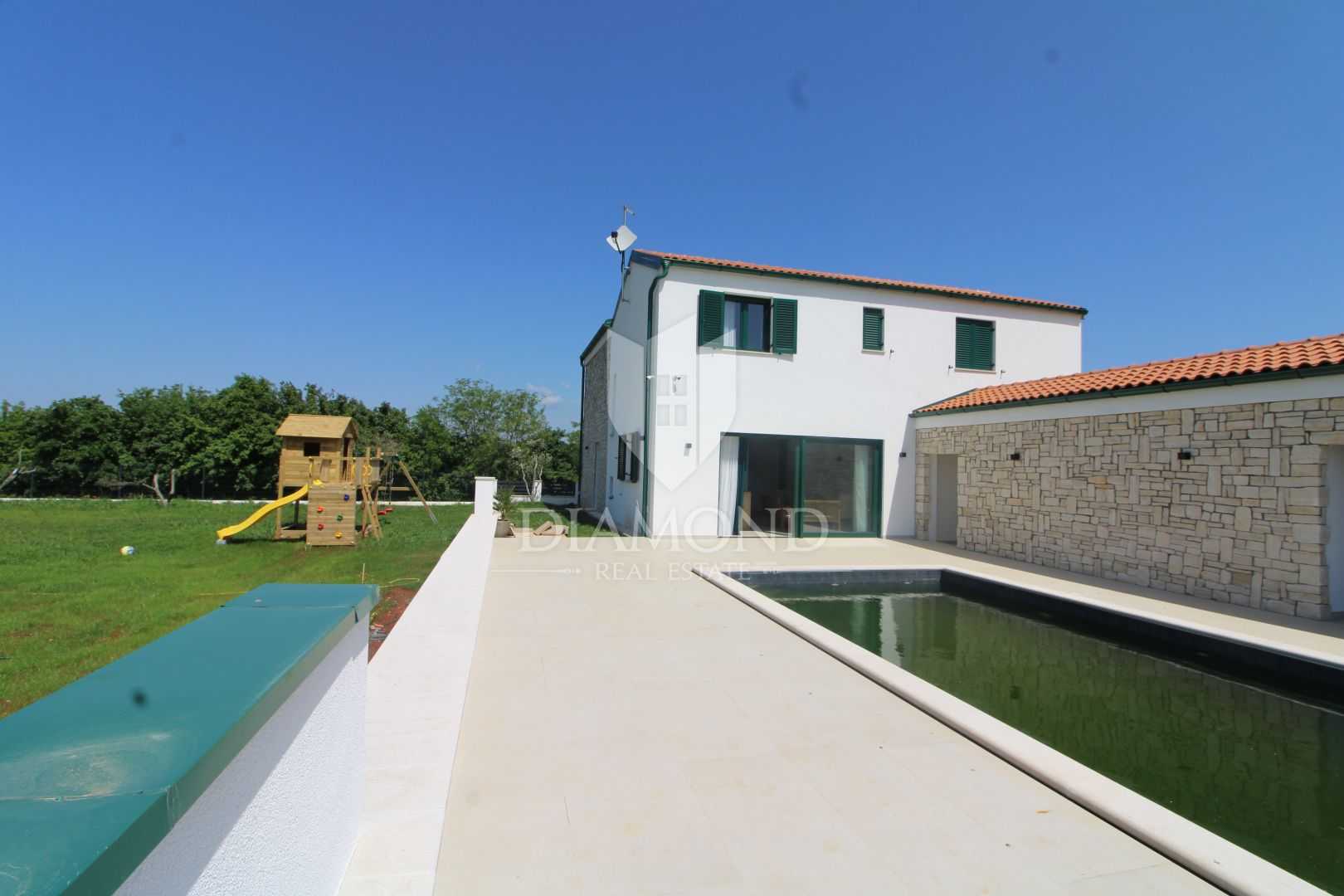 House in Marčana, Istria County 12060702