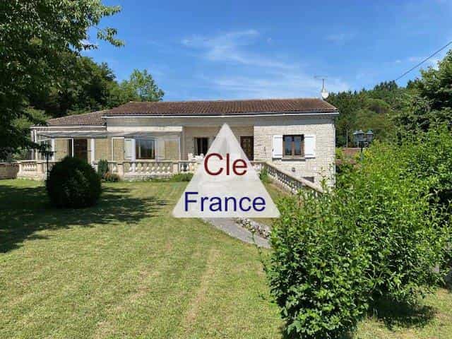 casa no Soyaux, Nouvelle-Aquitaine 12061626