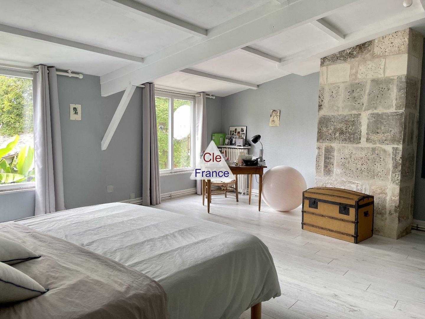 मकान में Pérignac, Nouvelle-Aquitaine 12061666