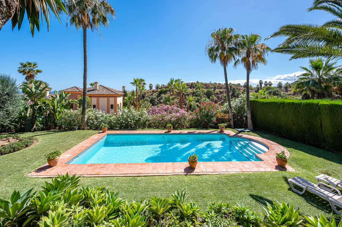 House in Malaga, Andalusia 12062369
