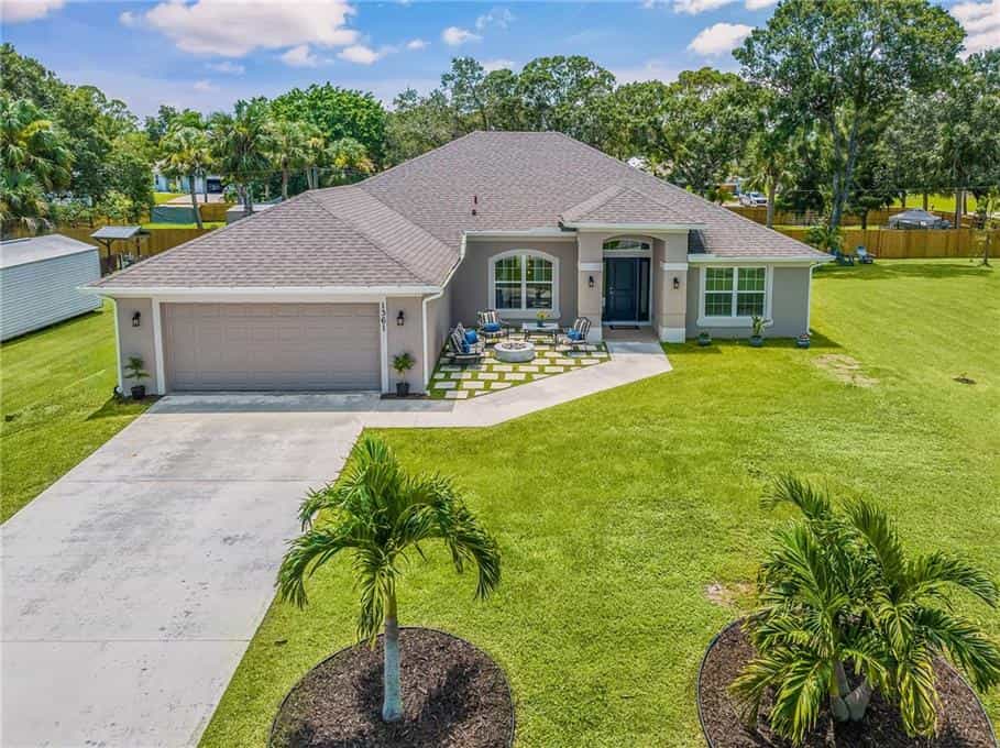 House in Sebastian, Florida 12066289