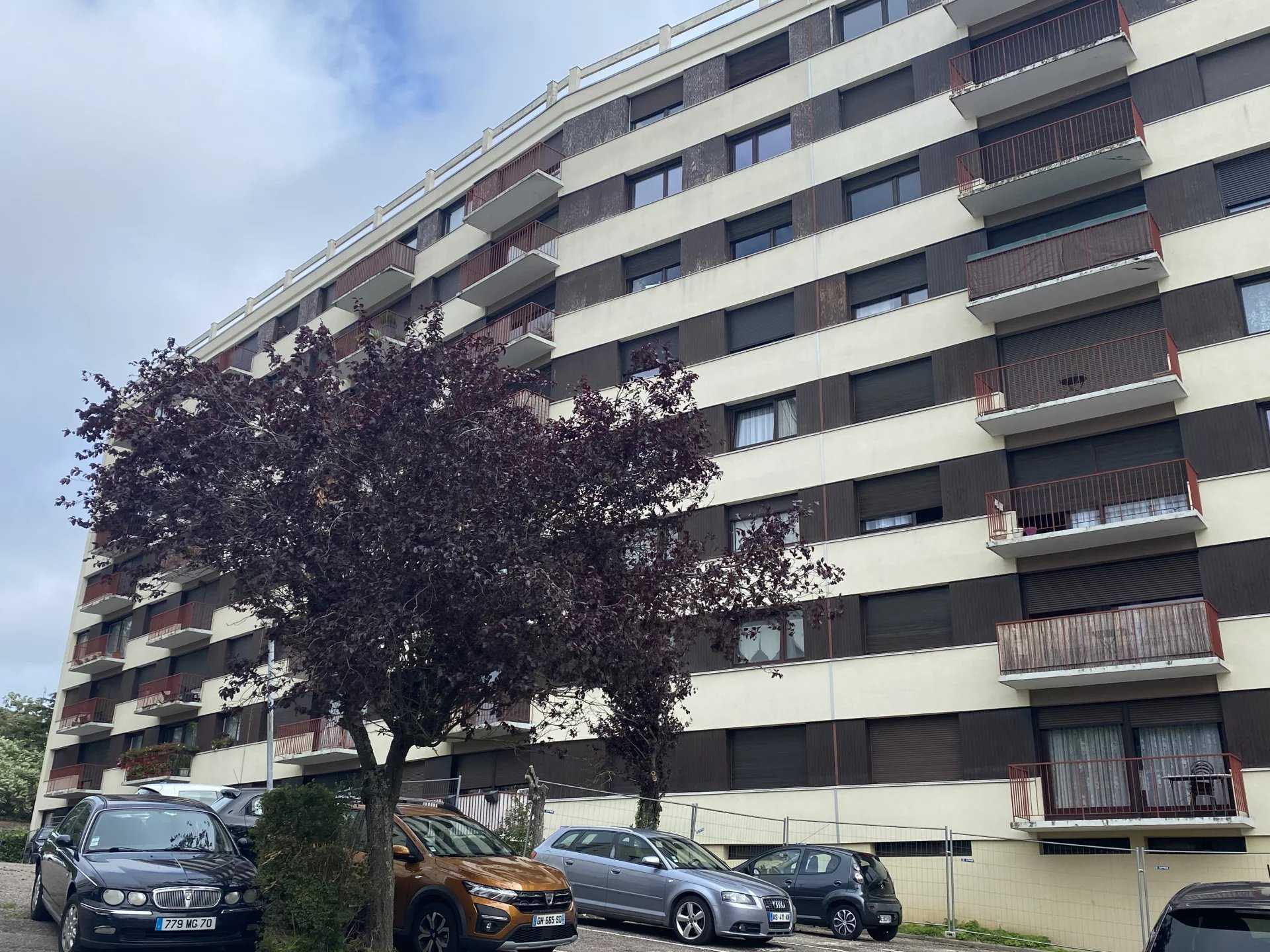 Condominium in Nancy, Meurthe-et-Moselle 12066346