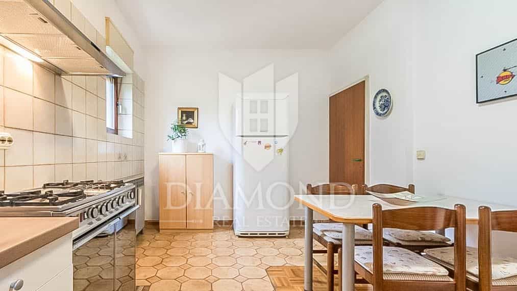 House in Medulin, Istria County 12066801