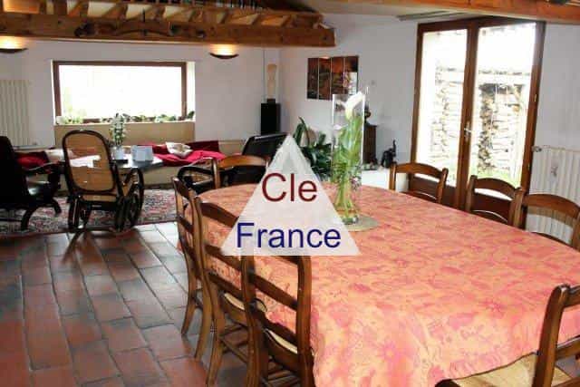 House in Cholet, Pays de la Loire 12067585