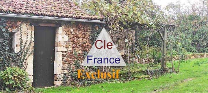 σπίτι σε Moutiers-sur-le-Lay, Pays de la Loire 12067593