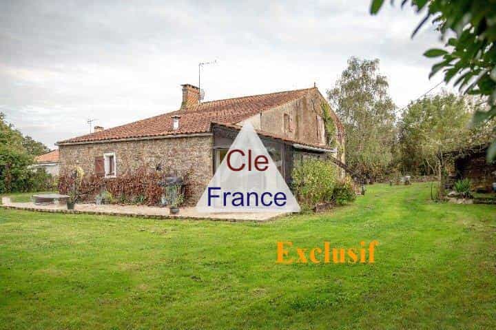 Dom w Moutiers-sur-le-Lay, Kraj Loary 12067593
