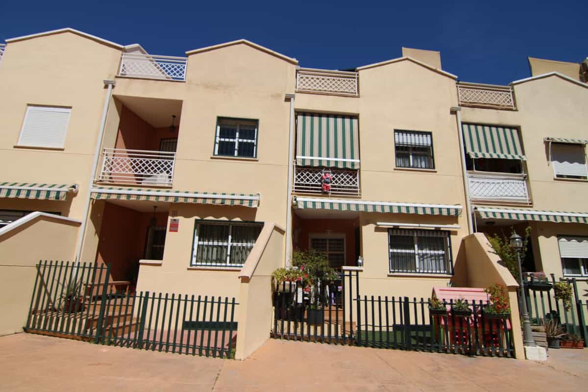 Condominium in Cartama, Andalusië 12068655