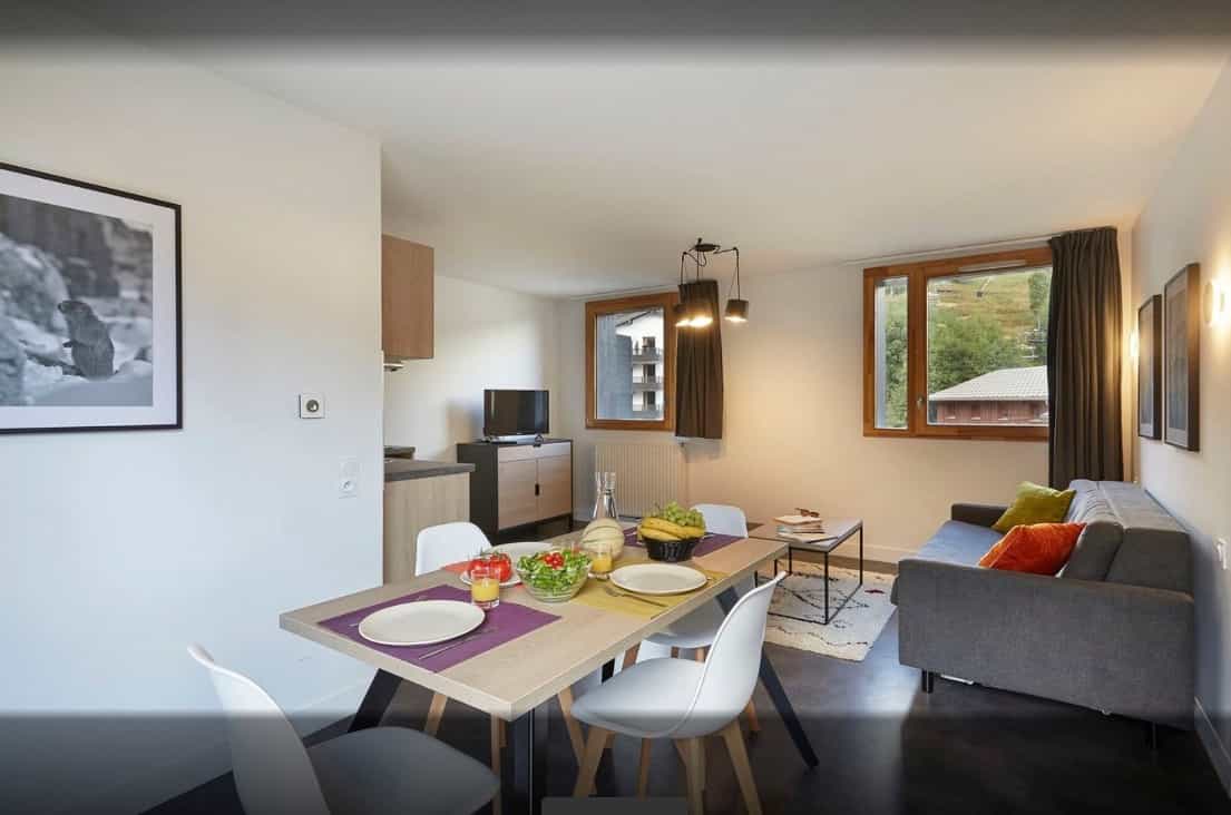 Condominium in Les Deux Alpes, Auvergne-Rhône-Alpes 12069380