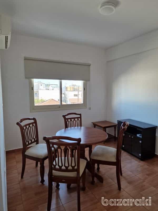 公寓 在 伊普索纳斯, 莱梅索斯 12069668