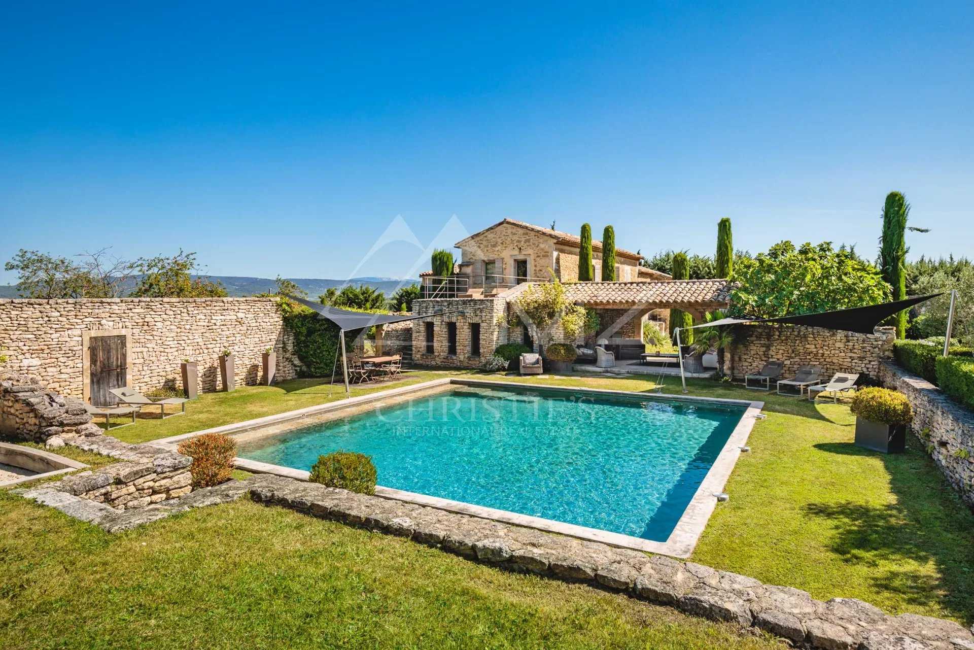 Huis in Oppede le Vieux, Provence-Alpes-Cote d'Azur 12069748