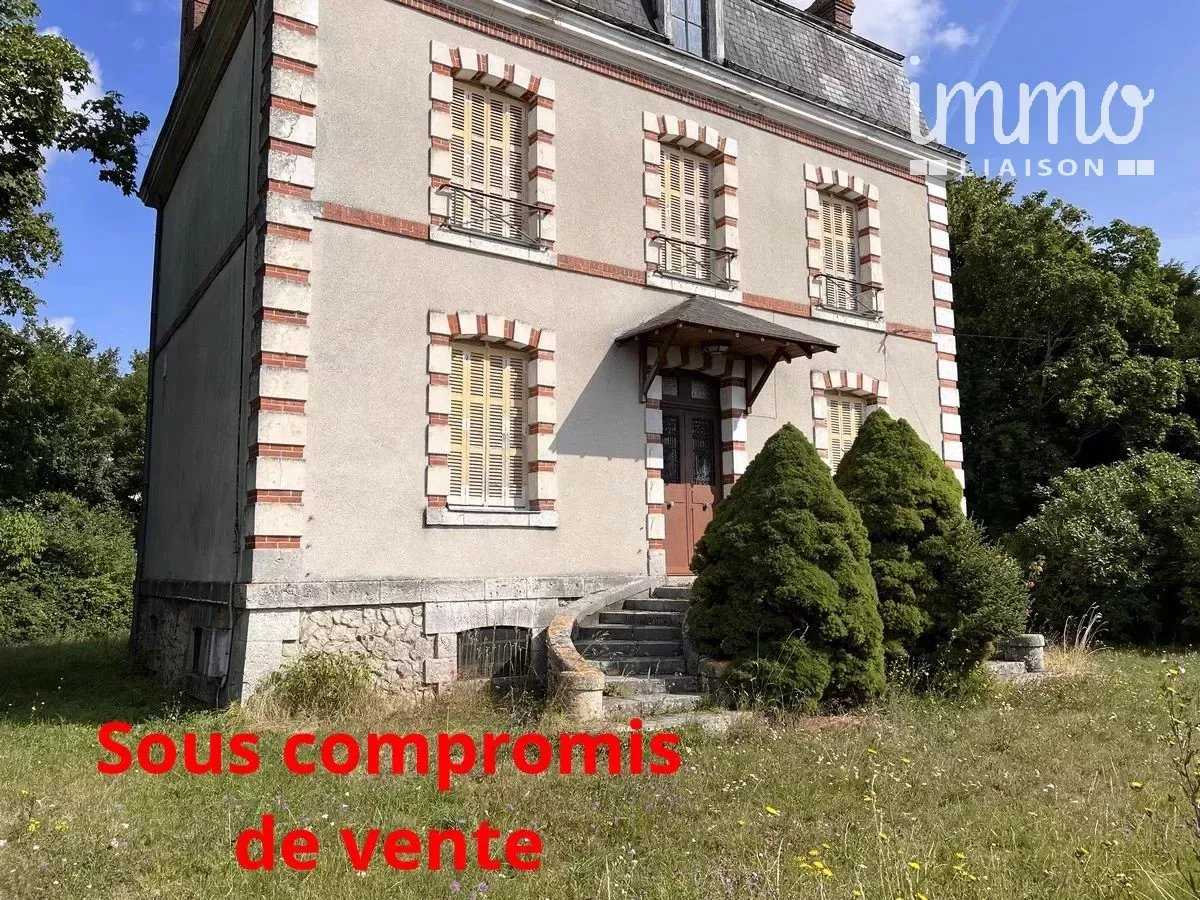 Rumah di Champigny-en-Beauce, Pusat-Val de Loire 12069829