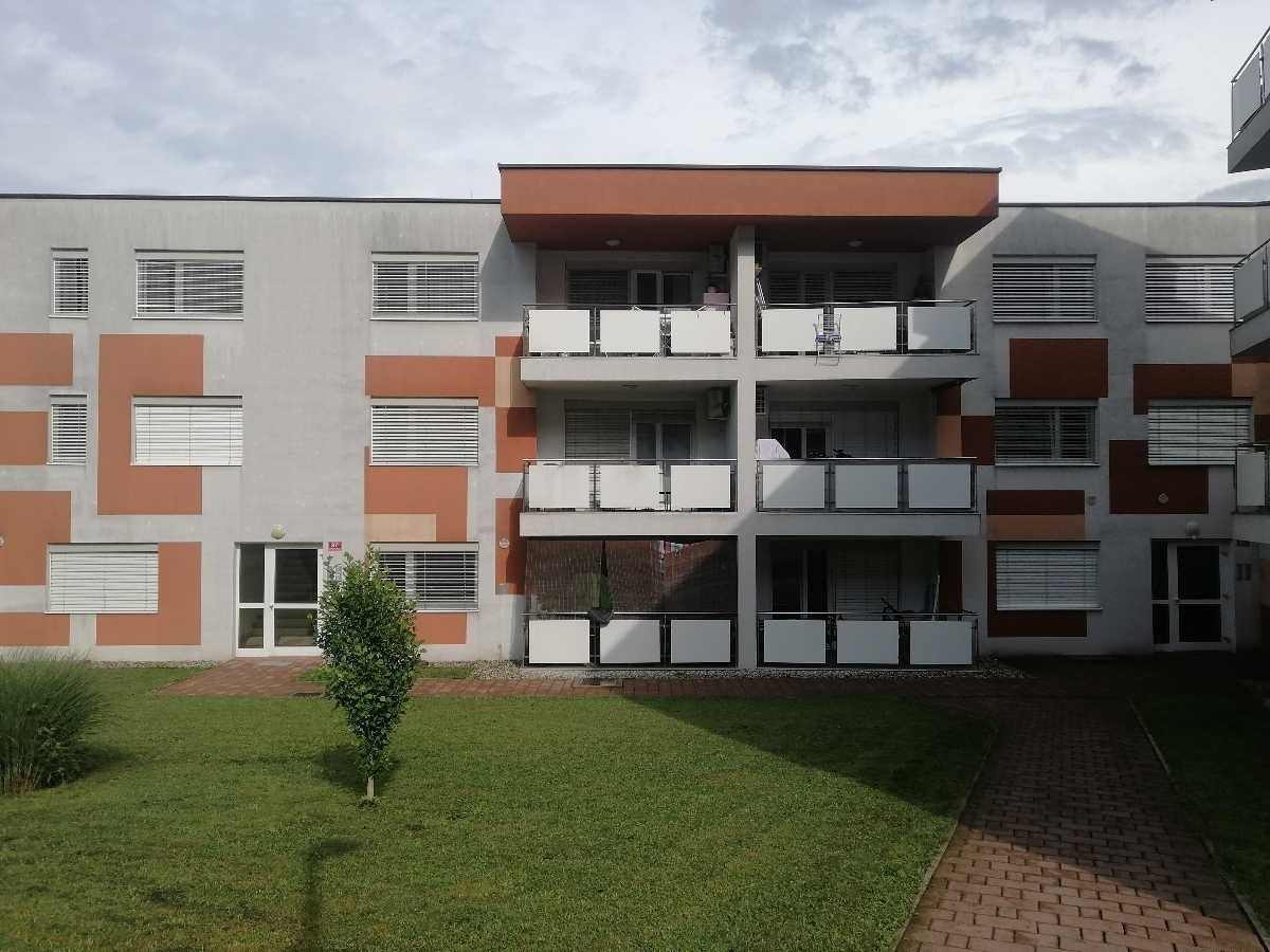 Condominium in Meljski Hrib, Maribor 12070129