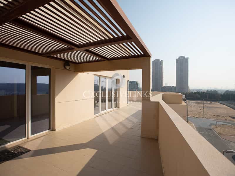 Condominium dans Warisan, Dubaï 12070145